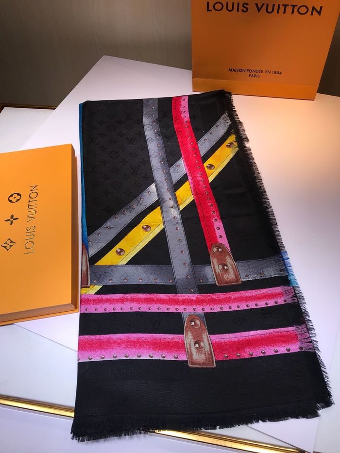 Louis Vuitton Scarf LV00131